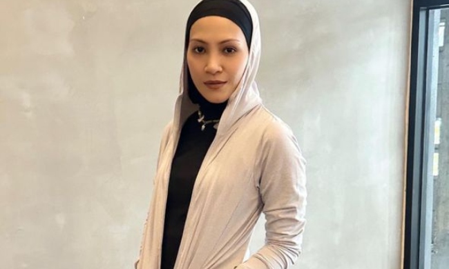 Sherry Ibrahim Gembira Dengan Diri Sendiri Anggap Jodoh Belum Sampai Lagi