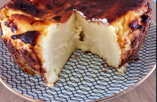 Hitam Bukan Sebarang Hitam, Hitam Cheesecake Rentung Lemak Manis Disukai Ramai