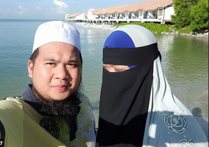 ‘Isteri Amanah Allah. Bukan Kita Suka Kita Jaga. Tak Suka Ceraikan’ – Ustaz Ebit Lew