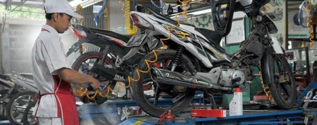 Minyak Enjin Tak Ngam Dengan Motor? Mungkin Korang Kena Bertukar Ke PETRONAS Sprinta UltraFlex™!