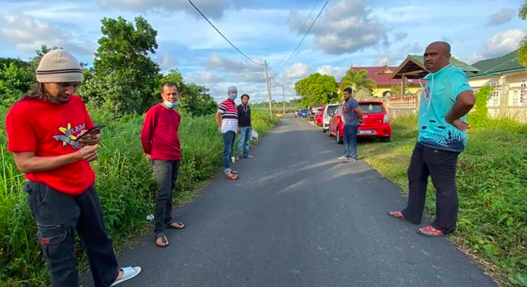 ‘Bukti Kasih Sayang Buat Cikgu Aminah’- Bekas Pelajar Berkumpul & Bantu Guru Uzur
