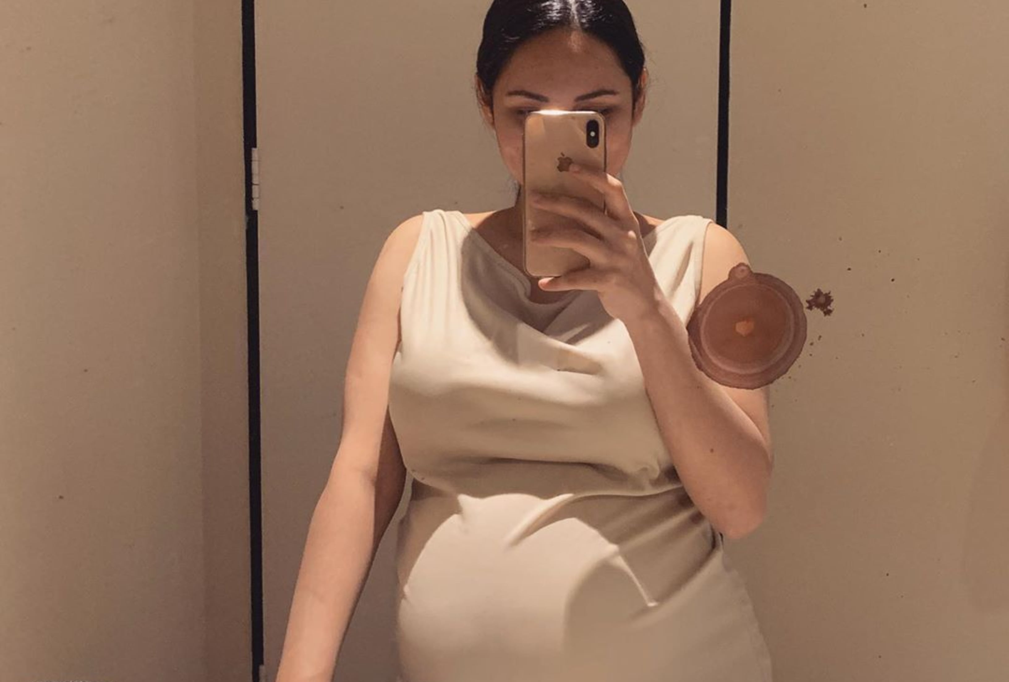 [FOTO] Izara Aishah Belanja Foto Sarat Hamil, Tunggu Masa Bersalin!