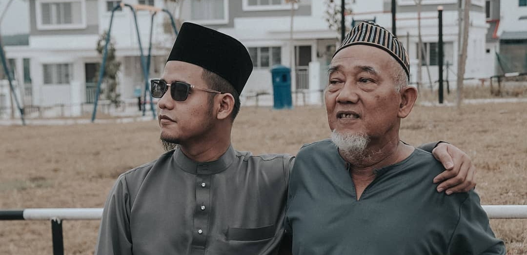 5 Cara Ukirkan Senyuman Di Wajah Ayah Sempena Hari Bapa. Inilah Masa Korang Hargai Mereka!