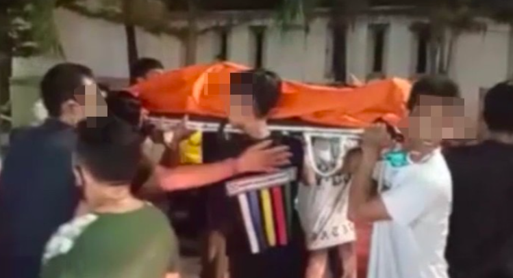 Mayat Covid-19 ‘Dirampas’ Keluarga Meningkat Di Indonesia, Polis Terpaksa Jaga Hospital