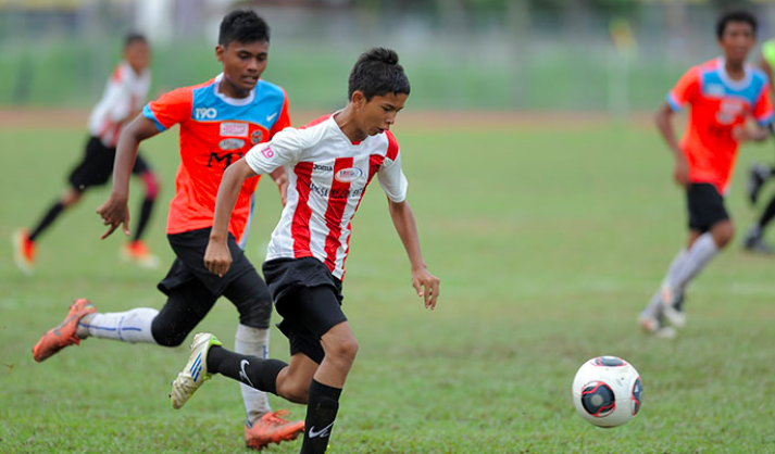 Boleh Main Bola Sepak, Futsal, Hoki & Bola Keranjang Mulai 15 Julai