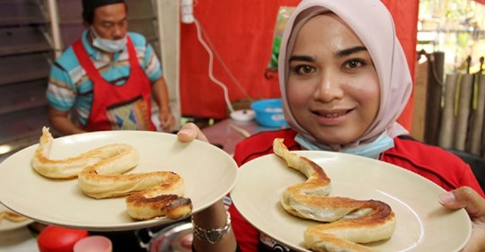 Roti Canai Ular Tarik Perhatian Pelanggan, Mufti Kelantan Jelaskan Hukum