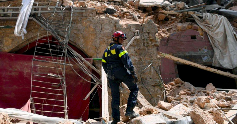 Insiden Letupan Di Beirut, 16 Kakitangan Pelabuhan Ditahan