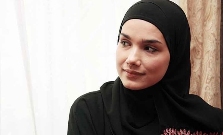 ‘Jangan Jatuhkan Maruah Wanita, Umpama Tiada Harga’ – Wardina Kecewa Gambar Jadi Bahan Lawak