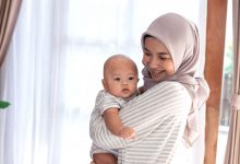 Ini Antara Perkara Yang Ibu Bapa Selalu Buat Bila Dapat Anak Pertama. Korang Pun Macam Ni?