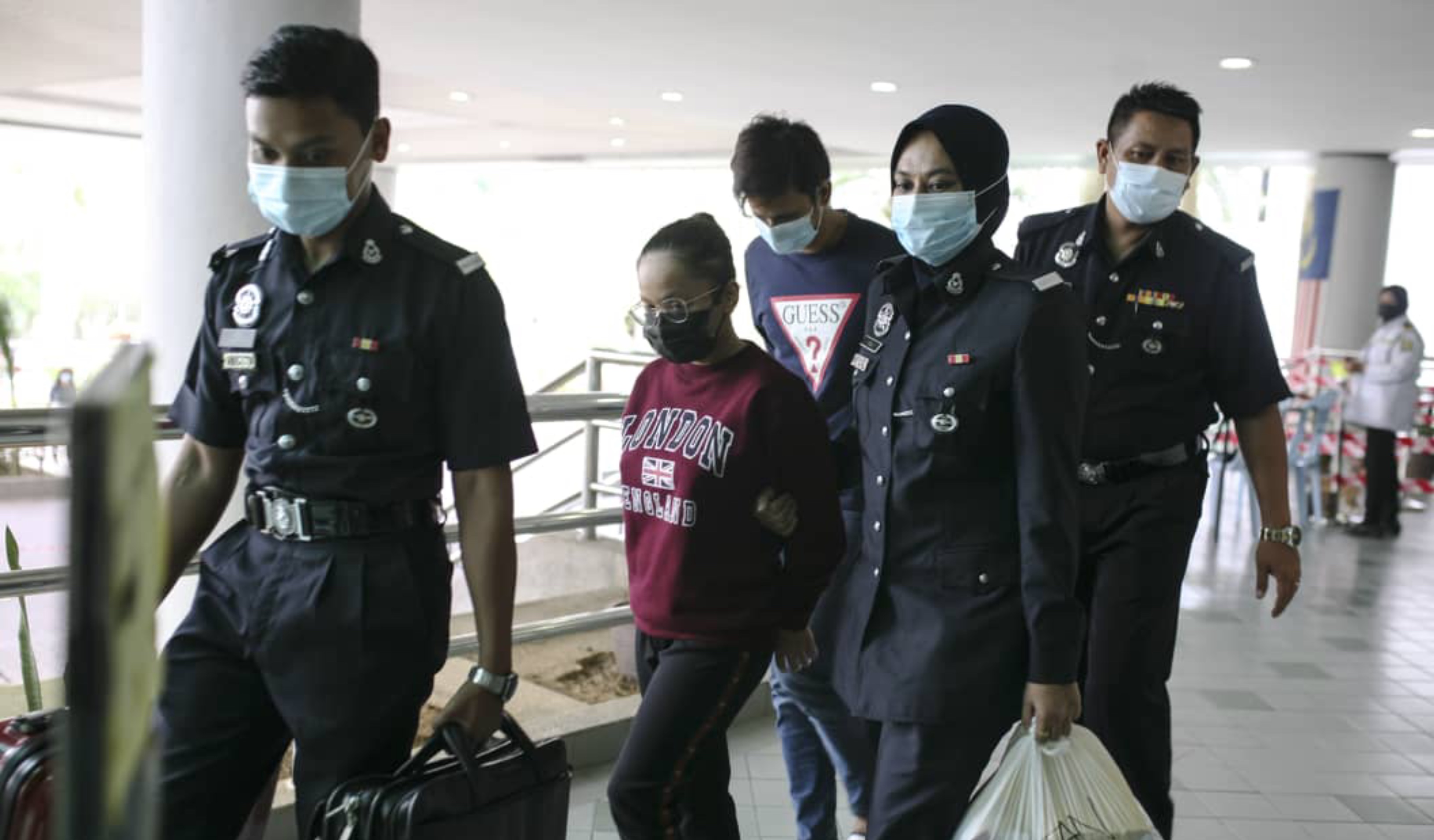 Didakwa Tawar Pakej Pelancongan Tak Wujud, Suami Isteri Dihadapkan Ke Mahkamah