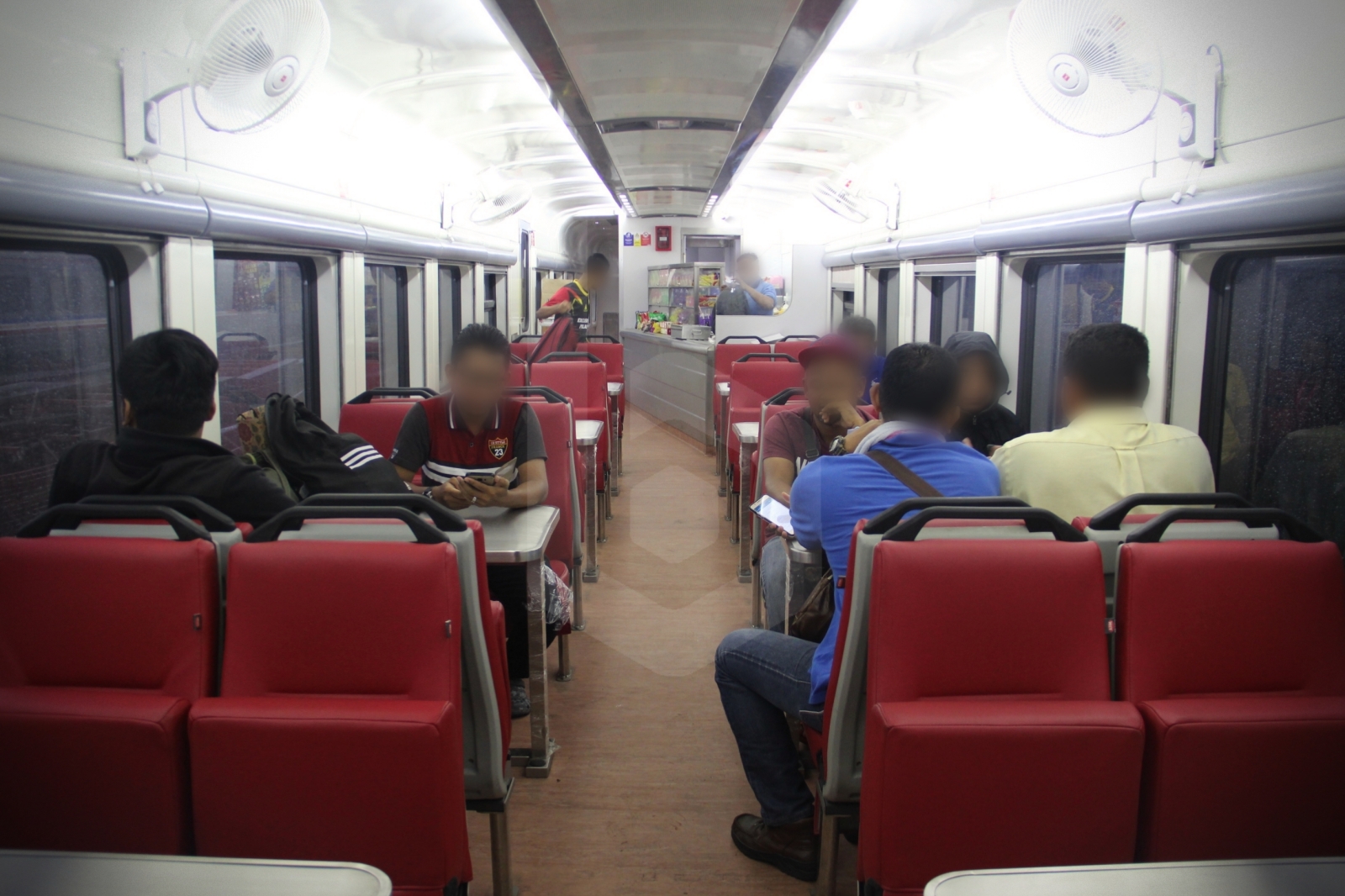 Seorang Sah Positif, 6 Penumpang Kereta Api Ekspress Timuran Diminta Jalani Saringan Covid-19