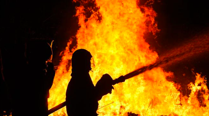 Tak Puas Hati Adik Ipar Mahu Cerai Adik Perempuan, Lelaki Bakar Rumah