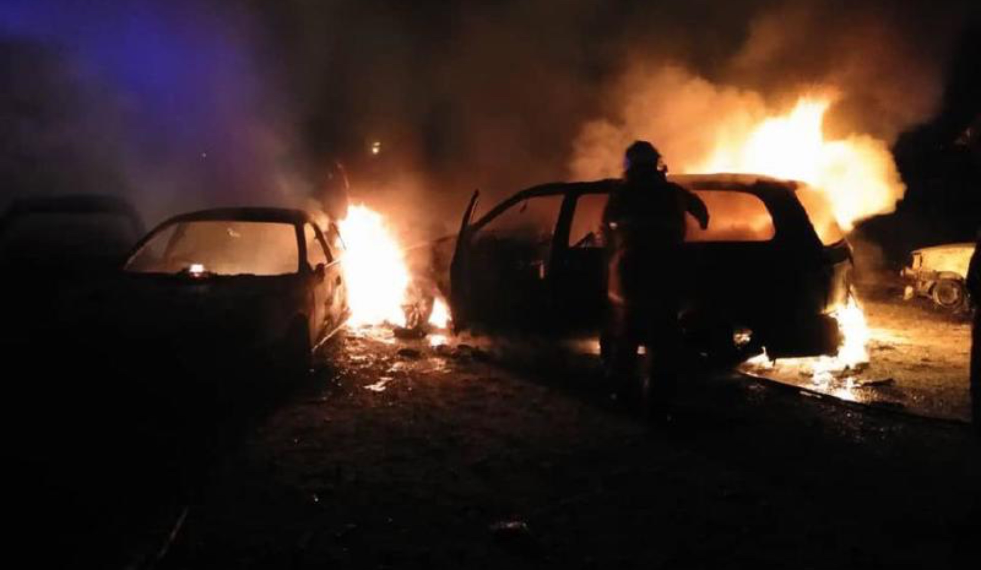 Nak ‘Bolot’ Komisen Tuntutan Insurans Punya Pasal, Ejen Insurans Bakar 8 Buah Kereta