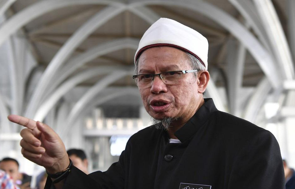 ‘Jangan Terlalu Mudah Menghukum Seseorang Itu Murtad’ – Dr Zulkifli