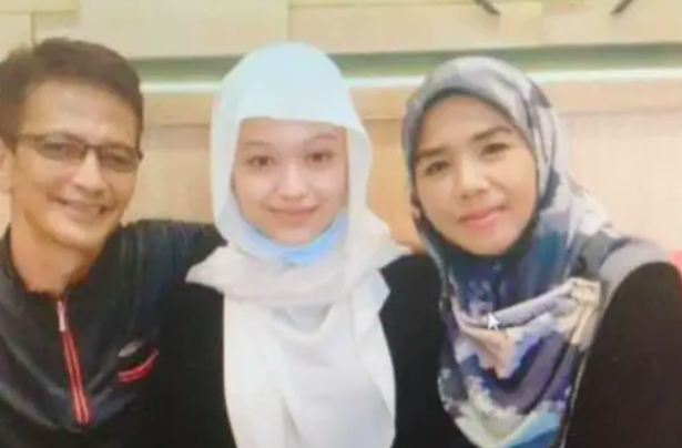 ‘Hadiah Paling Bermakna’ – Ibu Syukur Anak Sedar Daripada Koma Selepas Bertembung Sebuah Bas Di Manchester