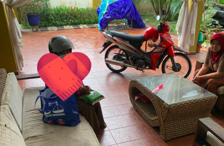 Modal Niaga Dah Habis, Anak Tak Boleh Belajar Online. Kisah Ibu Ini Undang Sebak