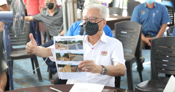 Gembira Dapat Jalan Baharu, Projek Naik Taraf Jalan Buat Penduduk Kg Chuat Lebih Selesa