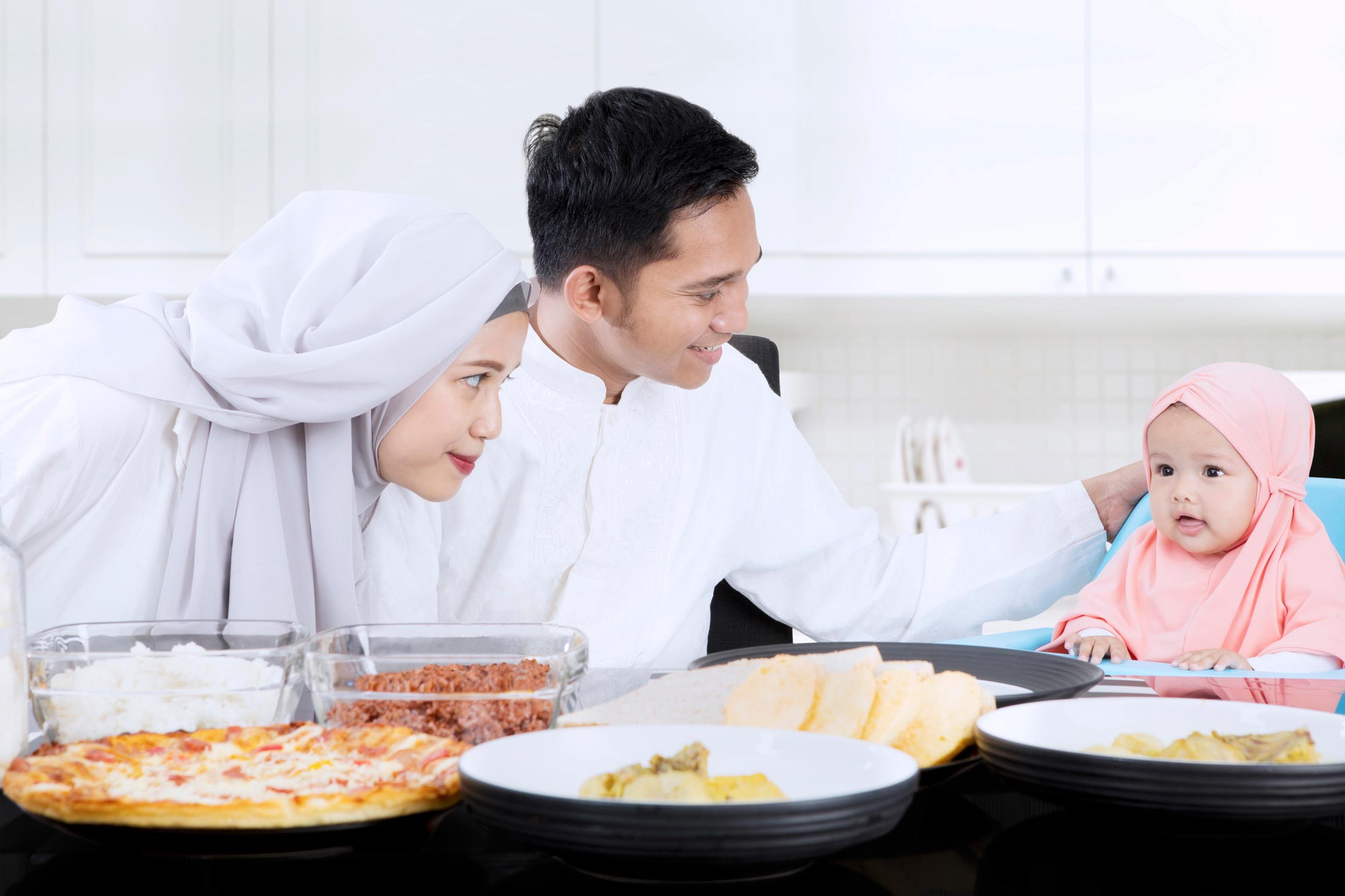 Amalkan Pengambilan Vitamin C Untuk Tampil Bertenaga & Cergas Walau Berpuasa Sepanjang Hari!