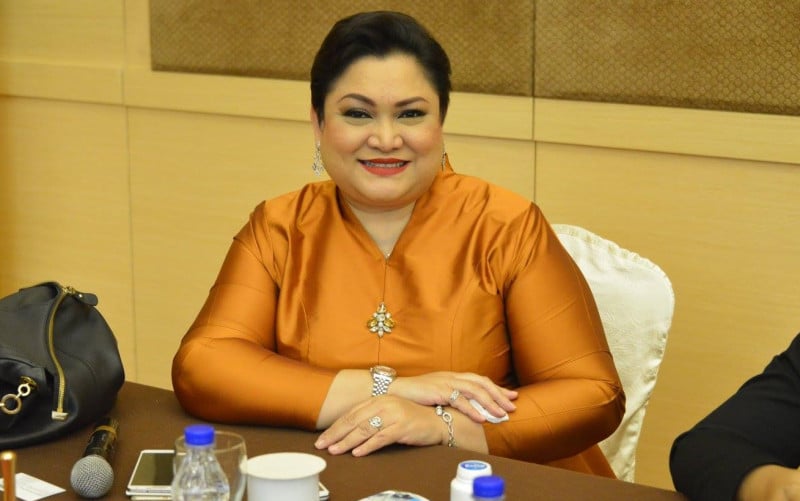 Muat Naik Status Sensitif Isu Semasa, Adibah Noor Minta Maaf