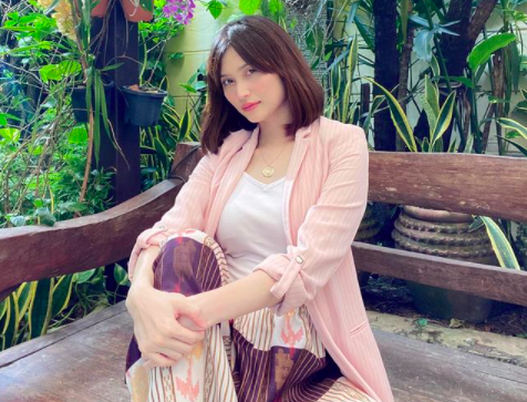 ‘Boxer Dia Pun Saya Sebat’ – Tak Beli Baju Pregnant, Ayda Jebat Selesa Pakai Baju Suami