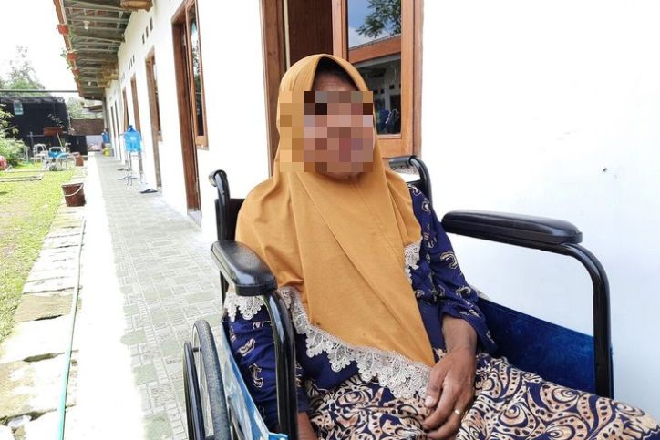 Ingatkan Ajak Berjalan, Wanita Kecewa Ditinggalkan Anak-Anak Di Rumah Orang Tua – ‘Mak, Hati-Hati’