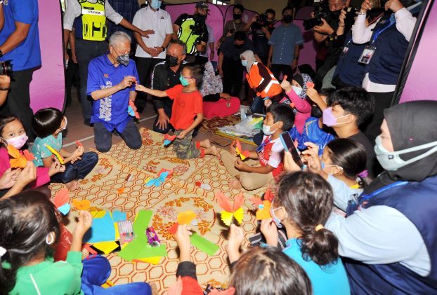Mangsa Banjir Bersyukur Terima Wang Ihsan Lebih Awal