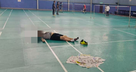 Lelaki Meninggal Dunia Ketika Bermain Badminton