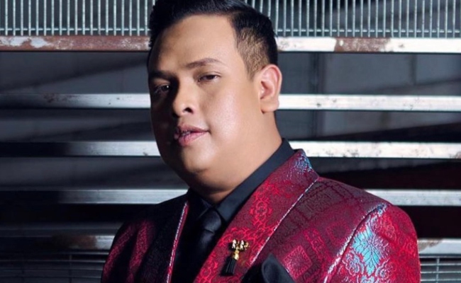 ‘Saya Perlukan Duit Untuk Teruskan Kehidupan’ – Shuk Sahar Nak Jual Rumah Harga 1.2 Juta, Netizen Nasihat Contohi Aliff Aziz