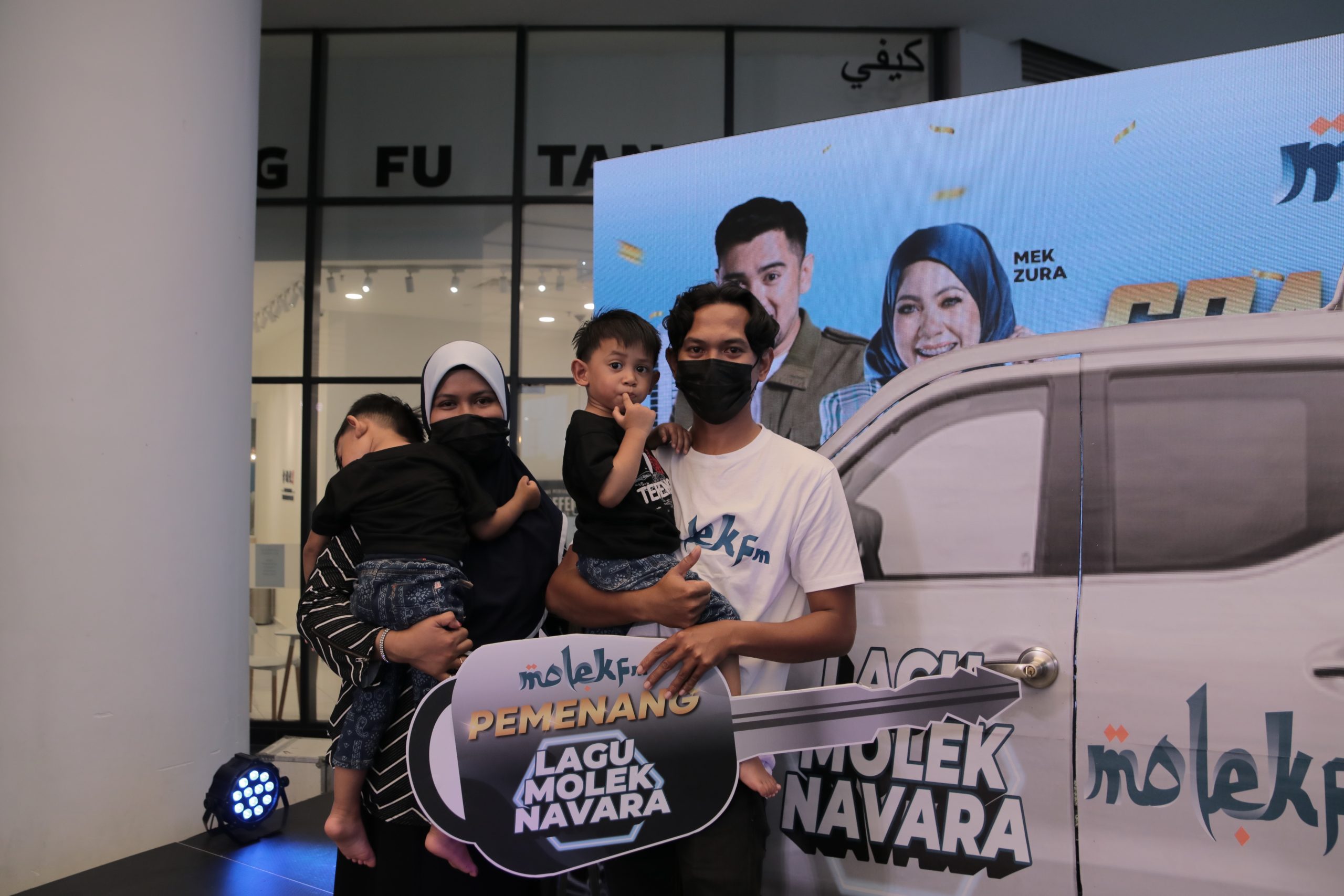 Pendengar Bertuah Molek FM Bawa Pulang Nissan Navara