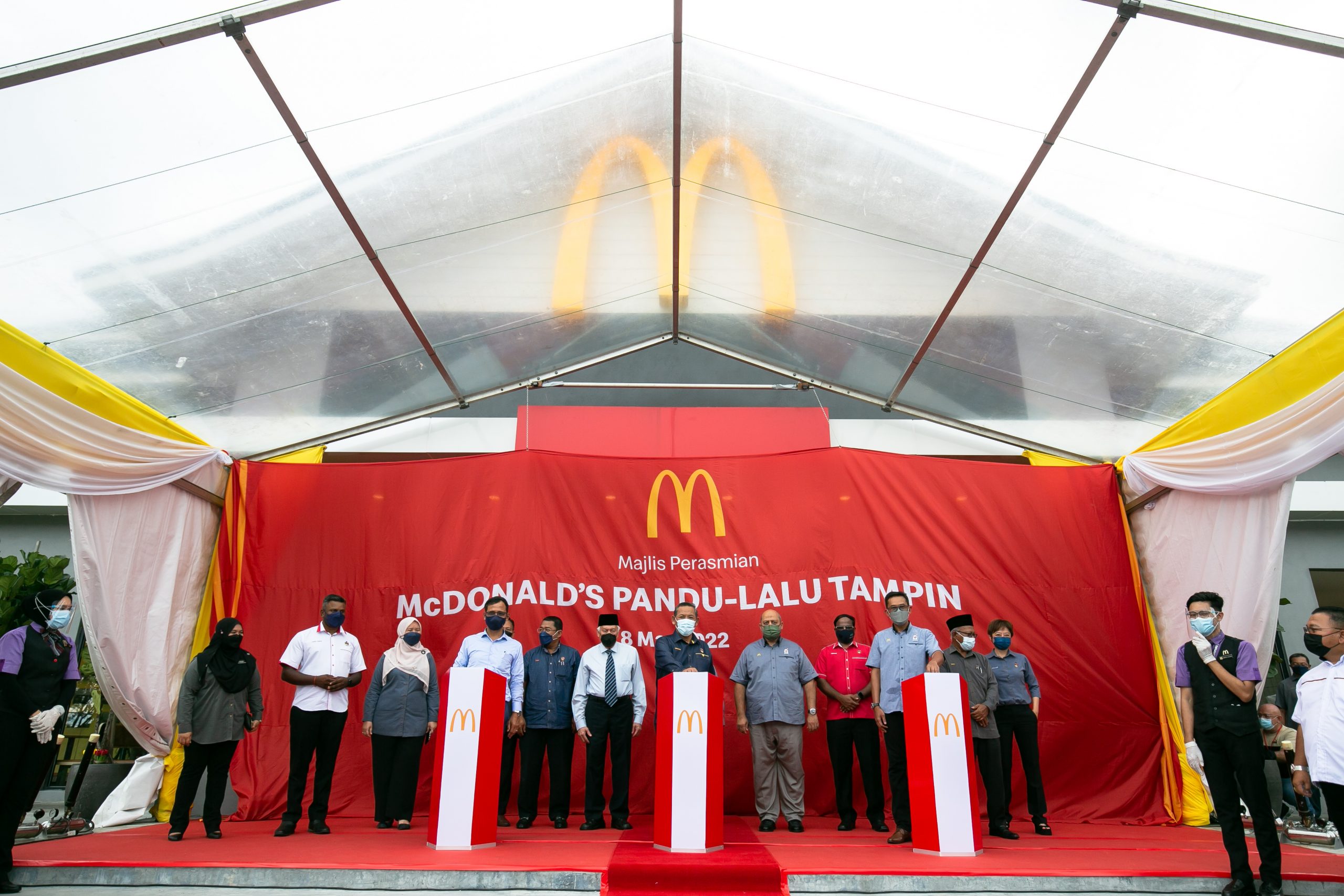 McDonald’s Malaysia Rasmi Cawangan Baru Di Tampin, Buka Lebih Banyak Peluang Pekerjaan!