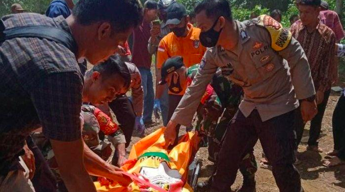 Mayat Kanak-Kanak Tanpa Kepala Ditemui Dalam Semak, Suspek Remaja 15 Tahun Ditahan Polis