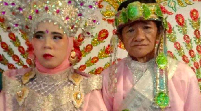 Remaja 17 Tahun Jodoh Dengan ‘Atok’