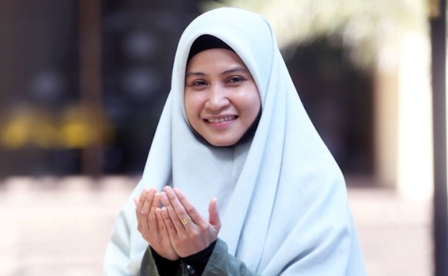 Malu Tengok Model Berhijab Pakai Baju Ketat, Ustazah Asma’ Minta Hormati Bulan Ramadan