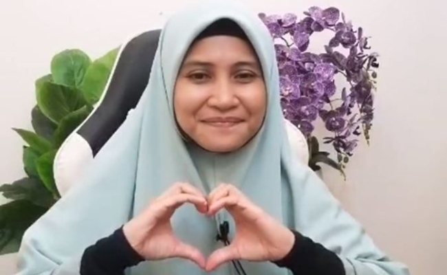 Balik Kampung Tapi Tidur Di Hotel, Ustazah Asma’ Cakap Untuk Jaga Aurat & Pergaulan – ‘Keadaan Ini Harus Difahami Oleh Semua Pihak …’