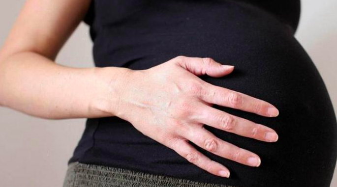 Bawa Jumpa Dukun Sebab Mengadu Sakit Perut, Ibu Bapa ‘Terkedu’ Anak 13 Tahun Sebenarnya Mengandung
