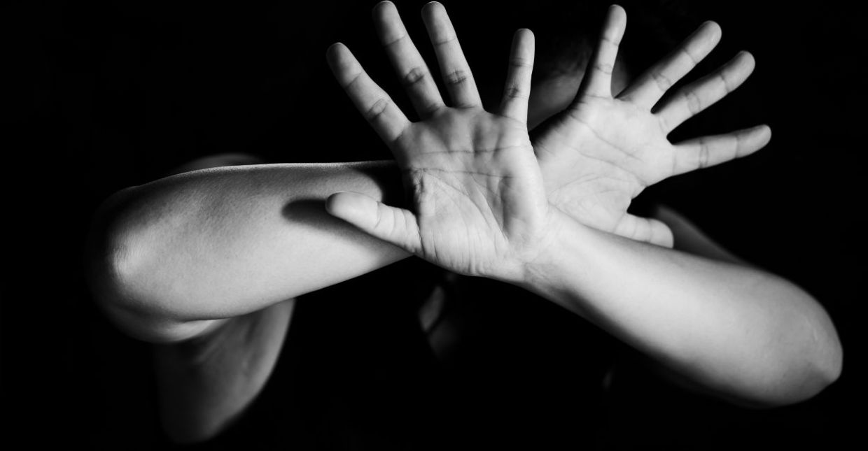 Budak Lelaki 12 Tahun Kritikal Diperkosa Sepupu & Tiga Rakan, Alat Sulit Disumbat Batang Kayu