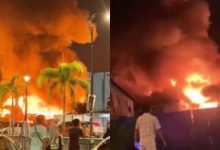 12 Rumah Kedai Di Kampung Cina, Terengganu Hangus Habis Dijilat Api