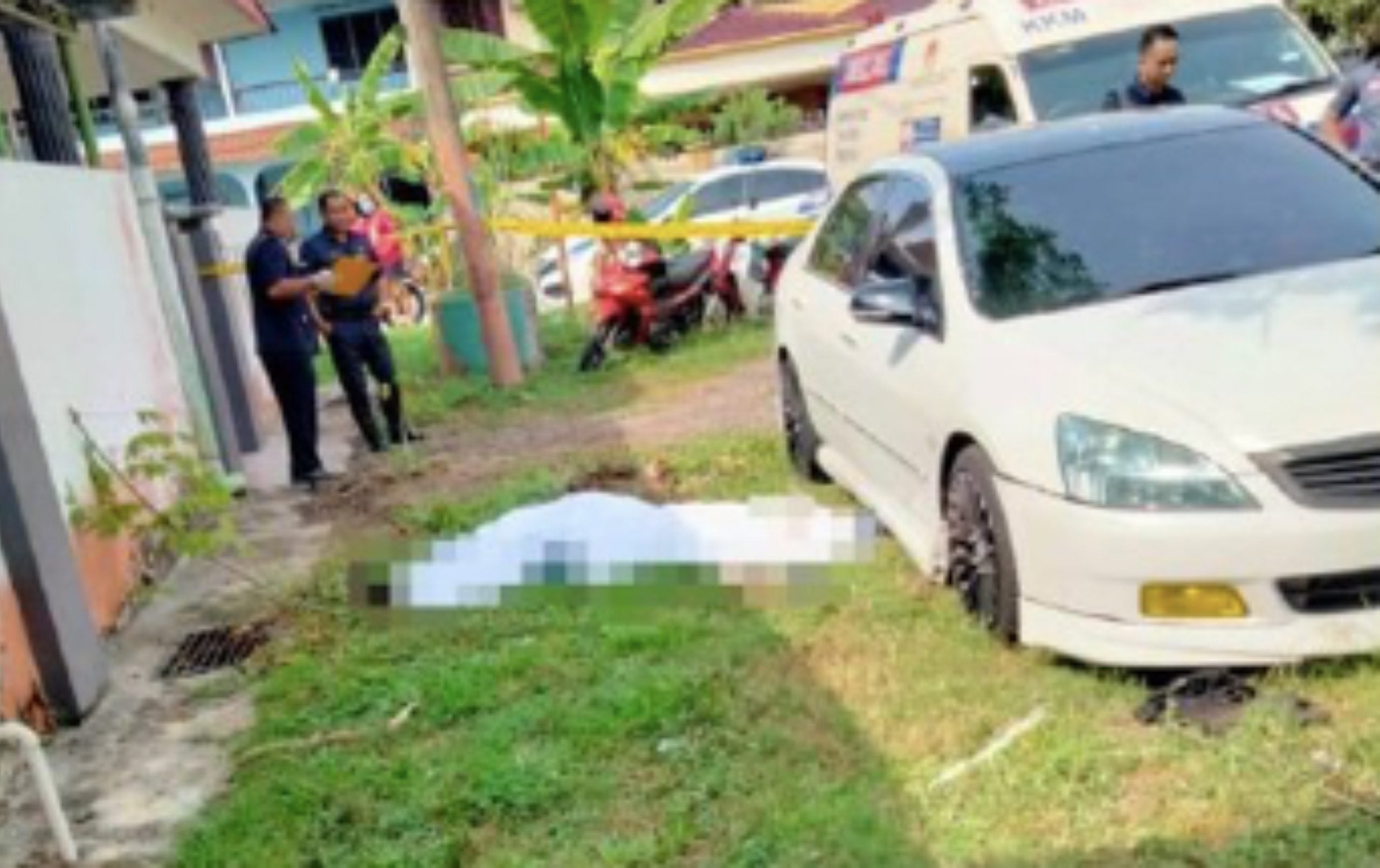Lelaki Maut Dihempap Kereta Ketika Curi Ekzos