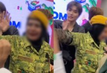 ‘Korang Kalau Korea Beria Sambut, Nabi Muhammad Tak Ada Pun’ – Akak Rela ‘Sound’ Peminat K-Pop