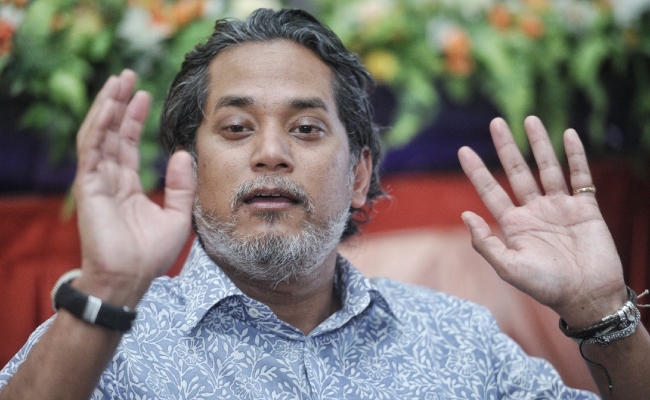PRU15: [VIDEO] ‘Siapa Yang Ada Perbualan Telefon Dengan Anwar? Saya Ke Zahid?’ – Khairy Jamaluddin