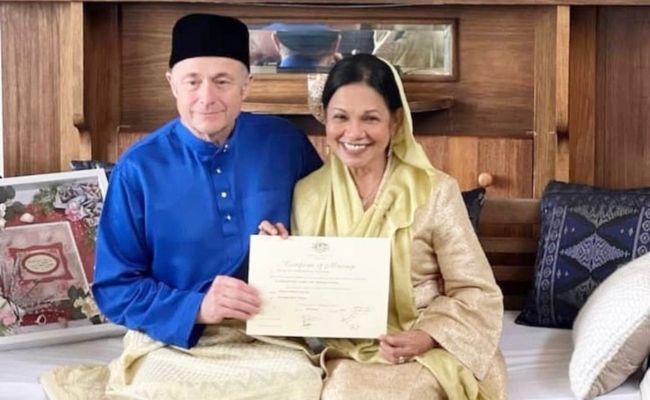 Baru Dua Bulan Kahwin, Suami Salamiah Hassan Meninggal Dunia