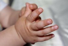 Sempat Menyusukan, Ibu Muda Bunuh & Buang Mayat Bayi Baru Lahir Di Warung