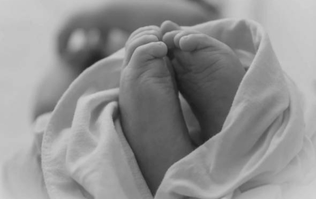 Pasangan Kekasih Simpan Mayat Anak Selama Tiga Bulan