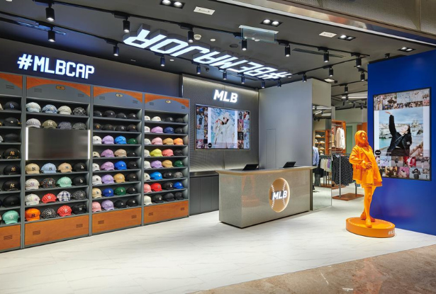 Jenama Pakaian Trendy Dari Korea Selatan, MLB Brand Membuka Kedai Pertama Mereka di Malaysia!