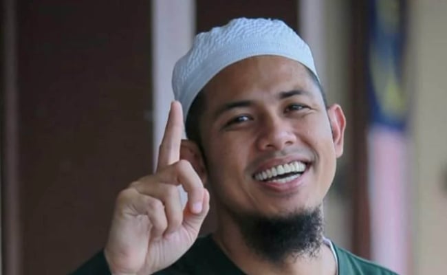 ‘Jangan Buat Main Perkara Begini’ – Nabil Ahmad Kesal Gaya ‘Angkat Jari Satu’ Dikaitkan Dengan Curang