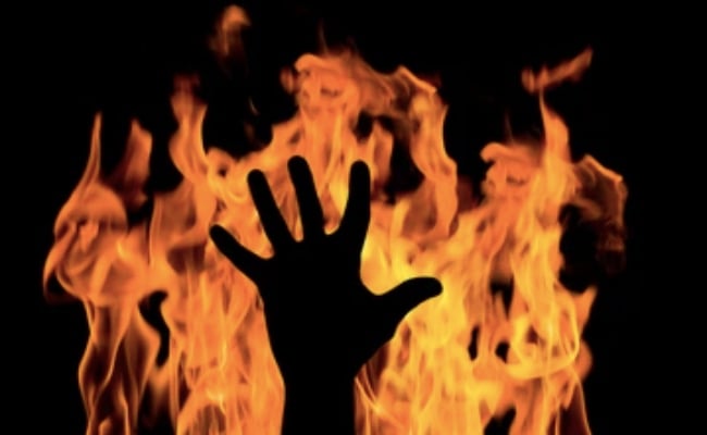 Bakar & Bunuh Isteri Akibat Cemburu, Lelaki Ini Menangis Depan Wartawan