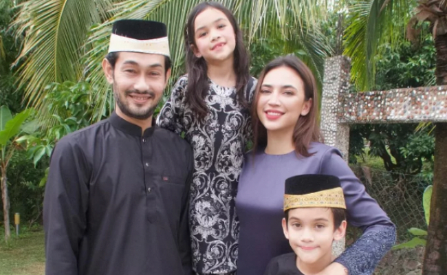 [VIDEO] Farid Kamil Dah 23 Hari Tak Jumpa Anak-Anak, Diana Danielle Dedah Aurora Trauma