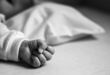Ibu Didakwa Tergamak Bunuh Anak Kembar, Tekup Pakai Bantal Sampai Mati