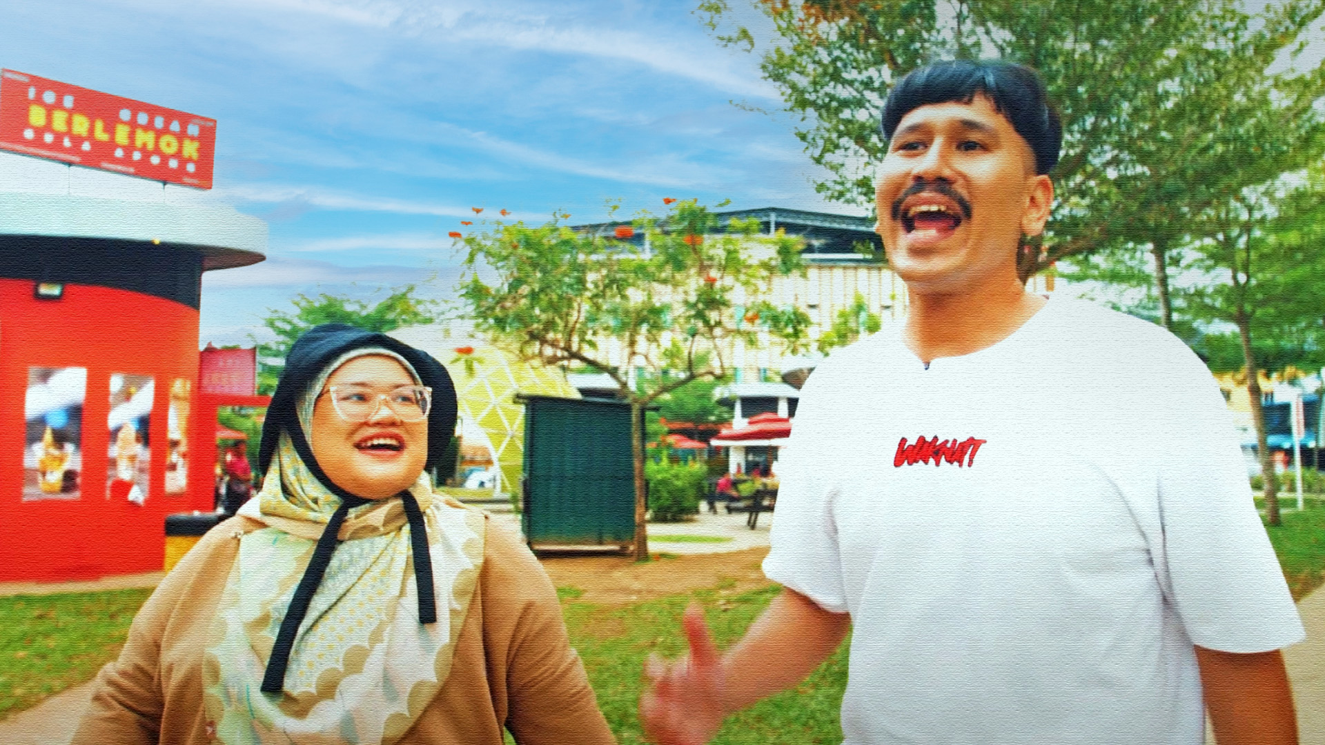 [VIDEO] Bidin WaknatTV Shoot Travelog Tanpa Topek? Apa Sudah Jadi?