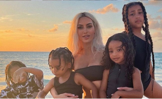 Kim Kardashian Dedah Besarkan 4 Orang Anak ‘Kerjaya’ Paling Mencabar, Pernah Nangis Di Waktu Malam